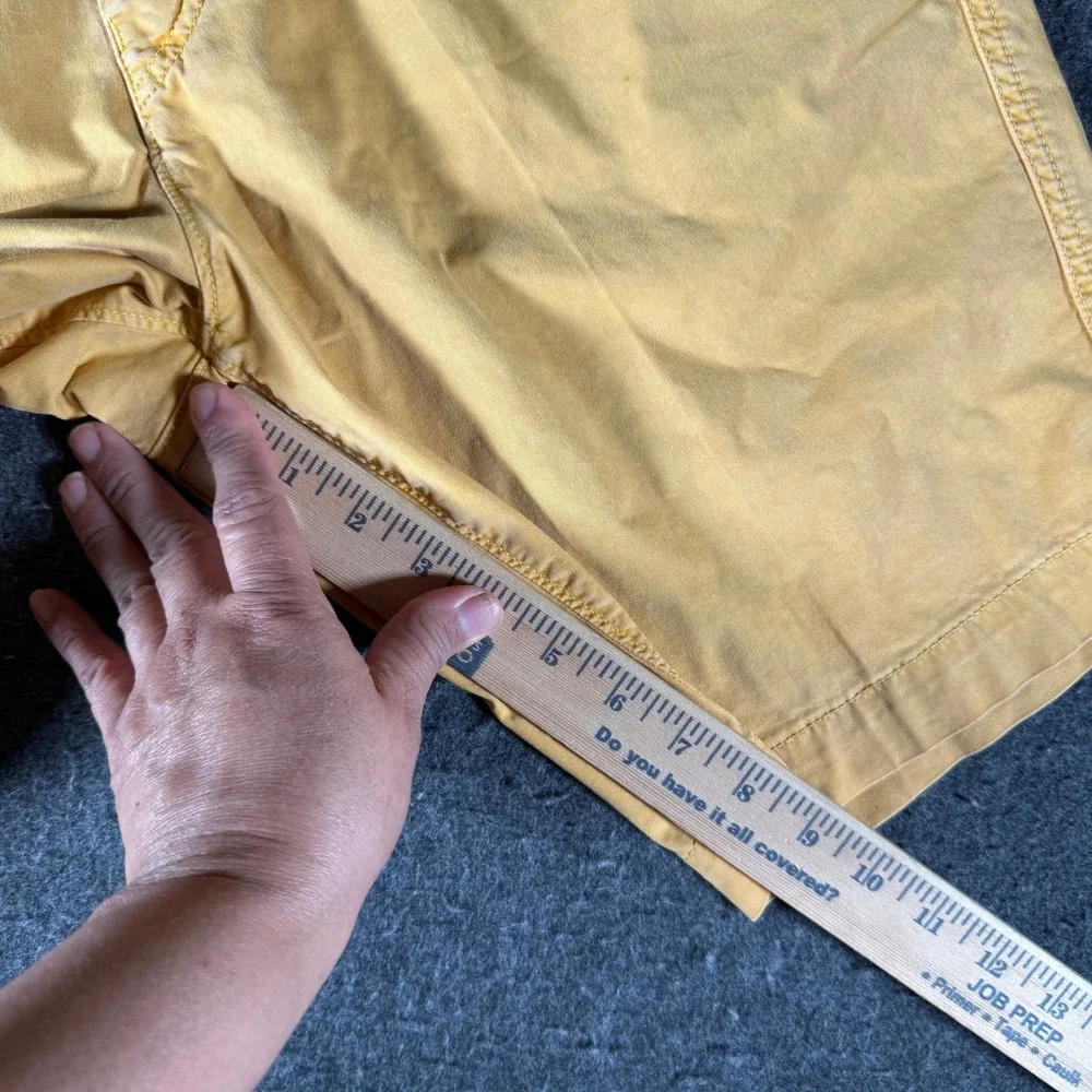 American Eagle Next Level Flex Classic Chino Shorts Yellow Mens 32
